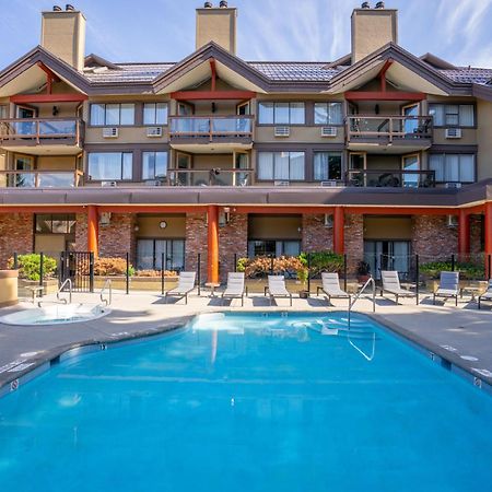 Whistler Village Inn&Suites Exterior foto