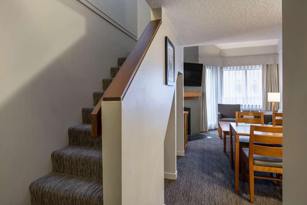 Whistler Village Inn&Suites Einrichtungen foto