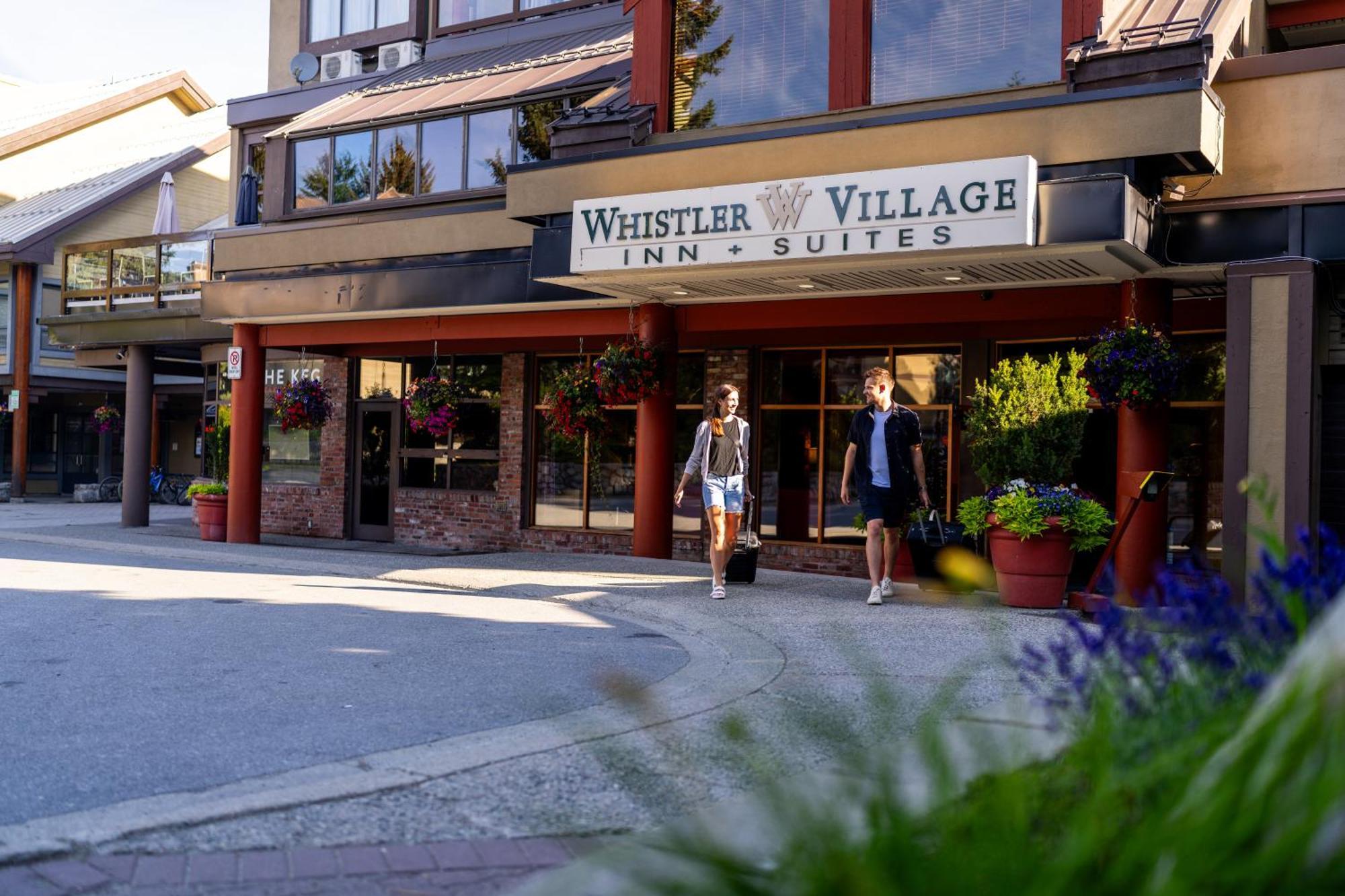 Whistler Village Inn&Suites Exterior foto