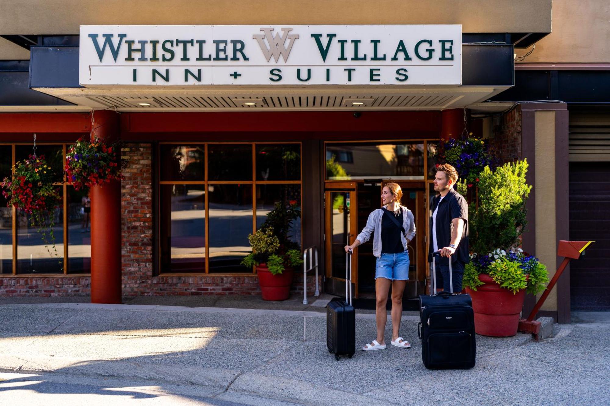 Whistler Village Inn&Suites Exterior foto