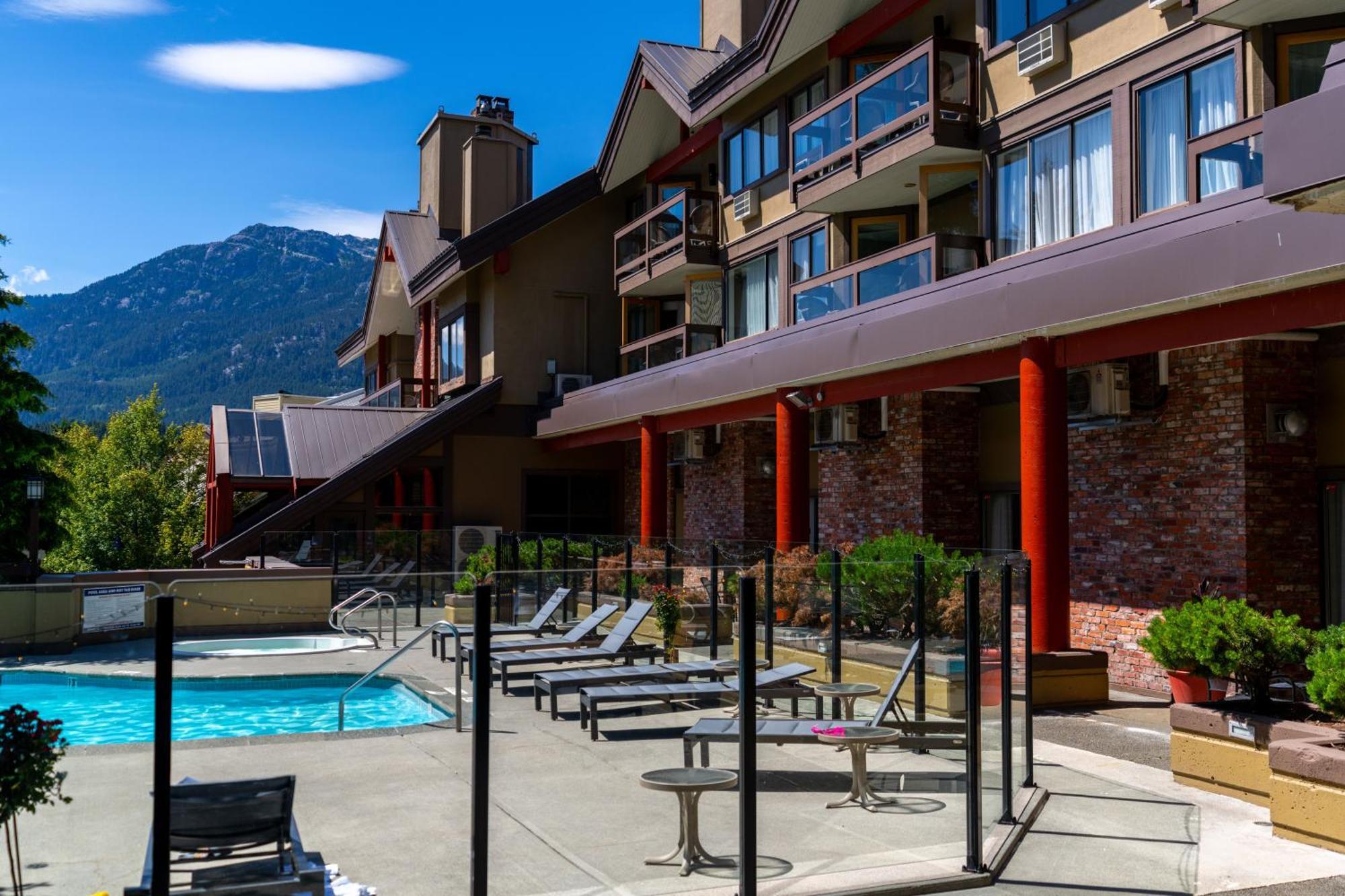Whistler Village Inn&Suites Exterior foto