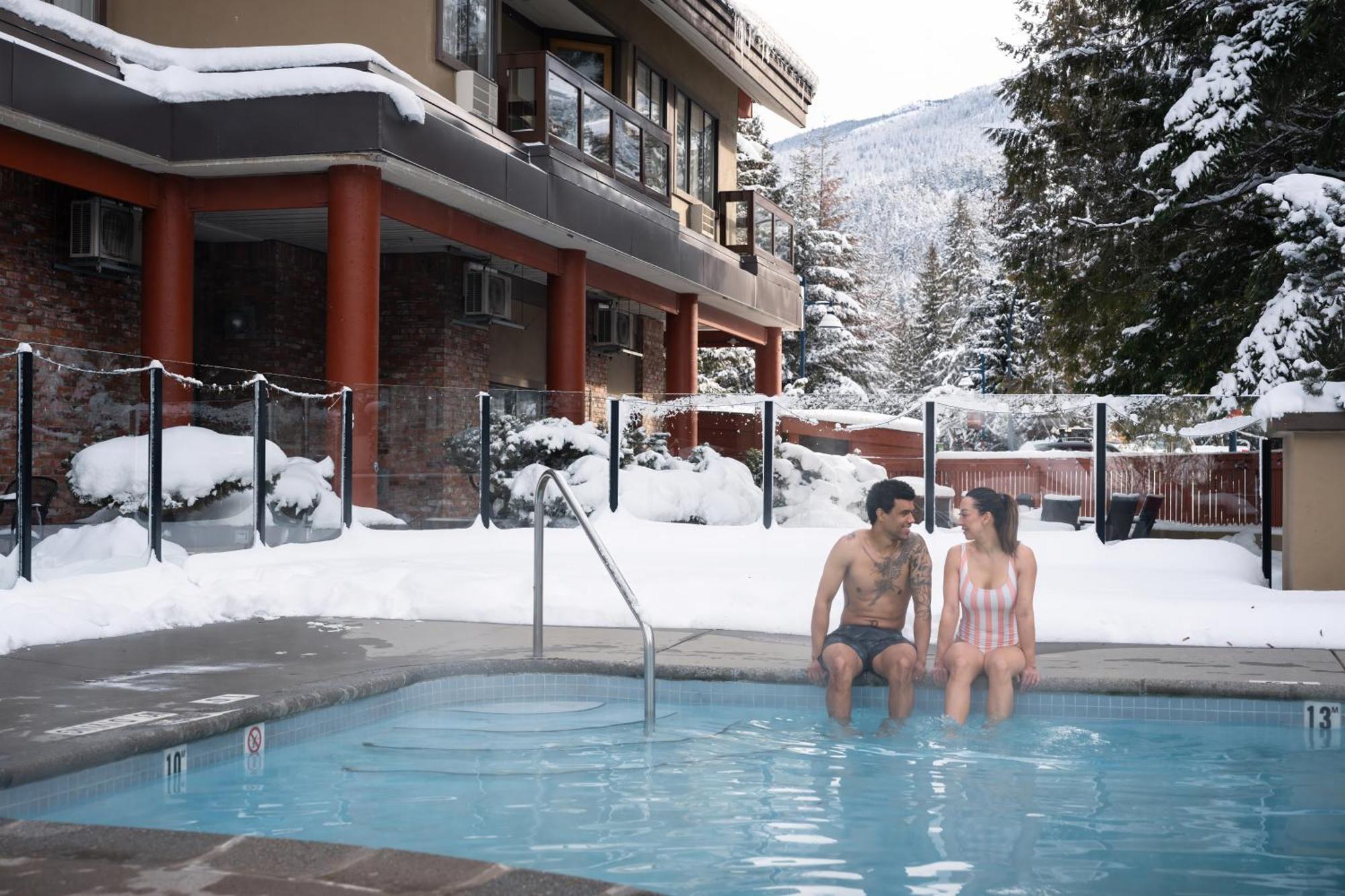 Whistler Village Inn&Suites Exterior foto